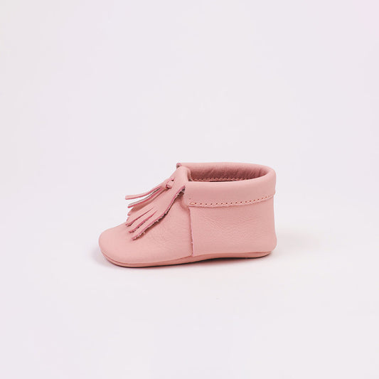 Moccs Indy: Her Majesty