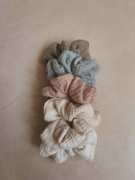 Muslin hair scrunchie sakarun