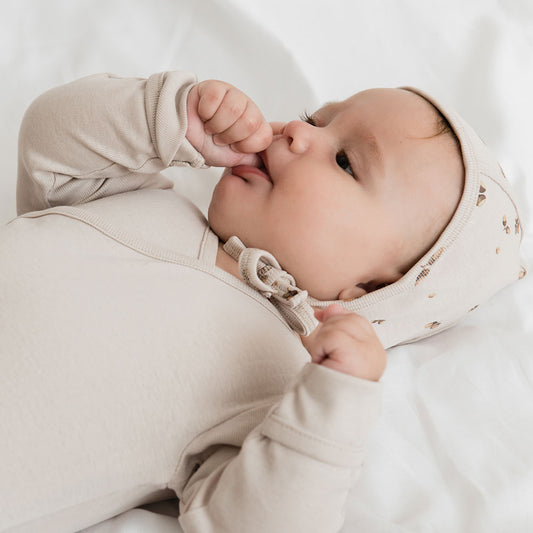 Newborn bonnet Acorn