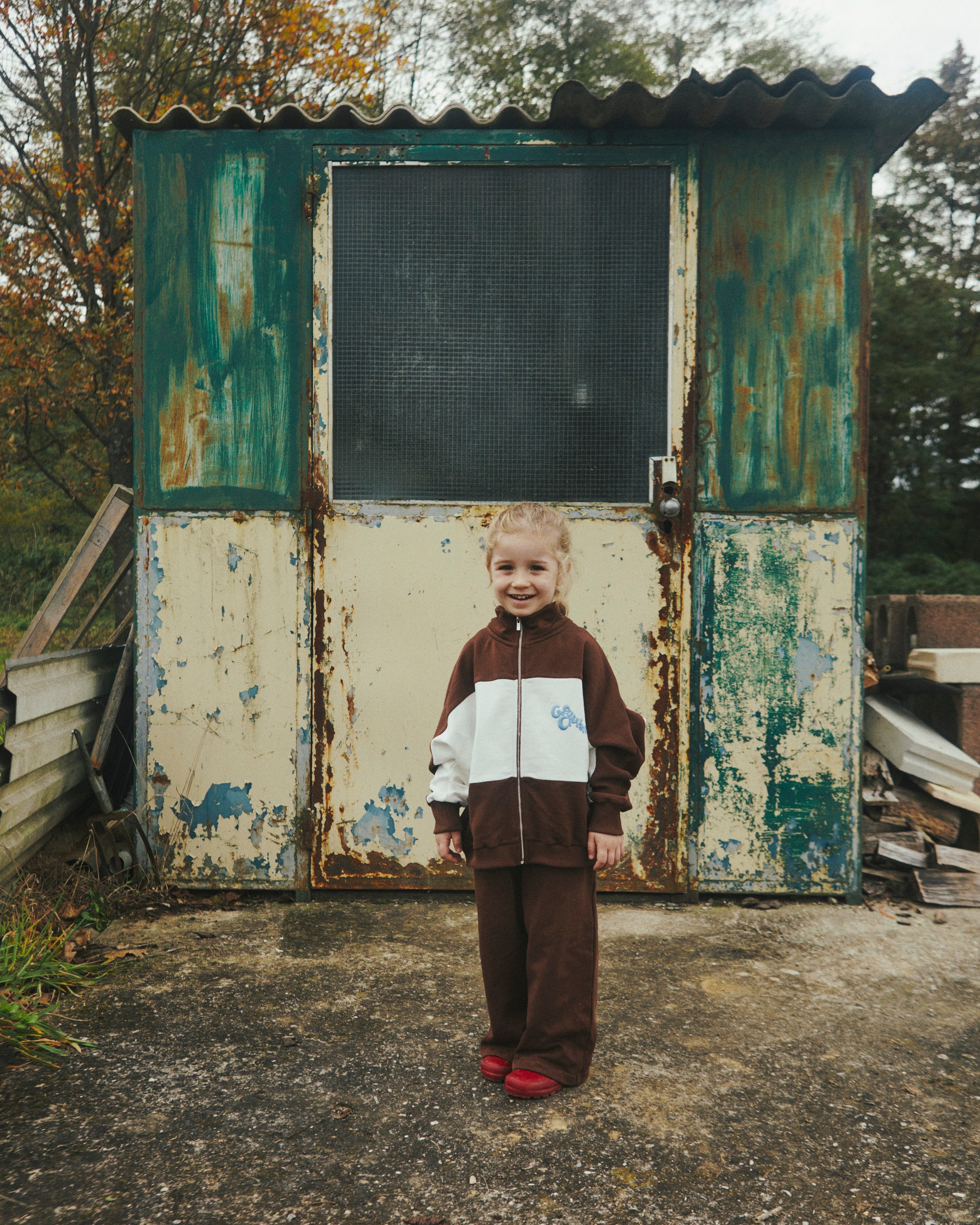 Kids Good citizens tracksuit choco