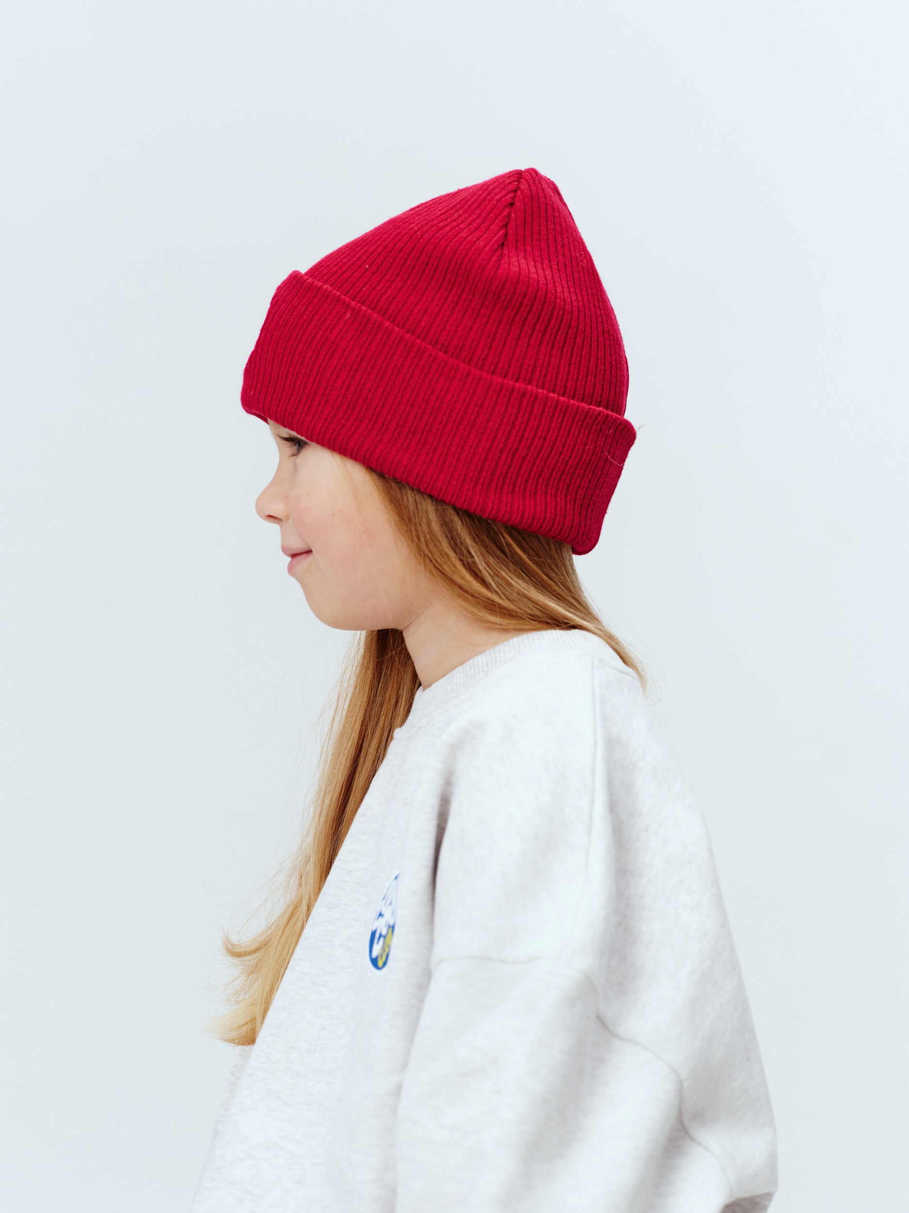 Kids club beanie ruby