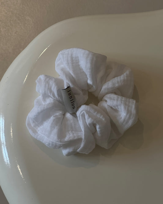muslin scrunchie cloud