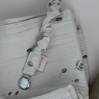 pacifier holder olives