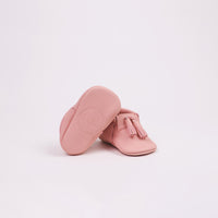 Moccs Tassel: Her Majesty