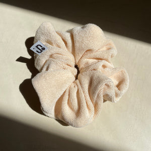 French terry scrunchie sand