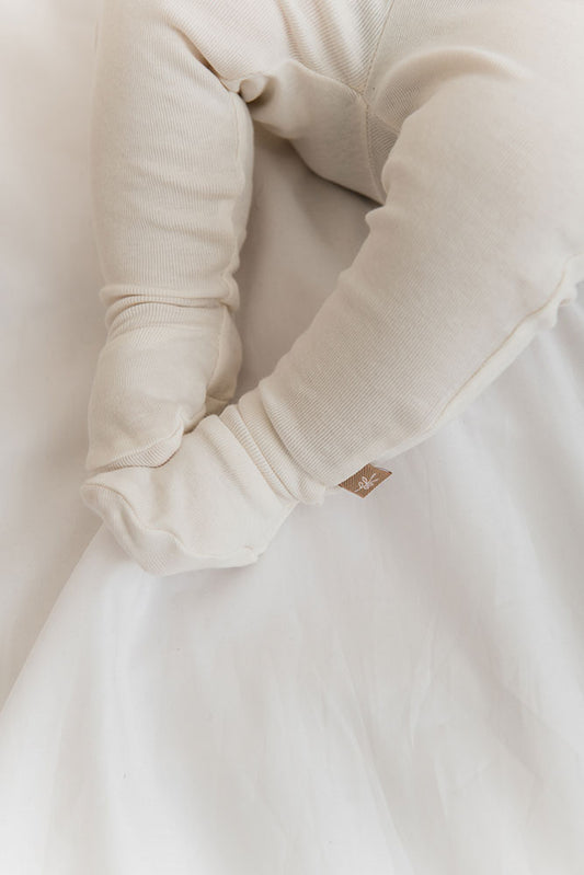 Newborn tights with slippers off white