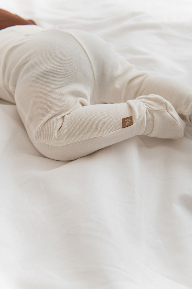 Newborn tights with slippers off white