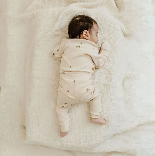 Newborn body long sleeves olives