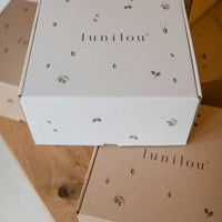 GIFT BOX